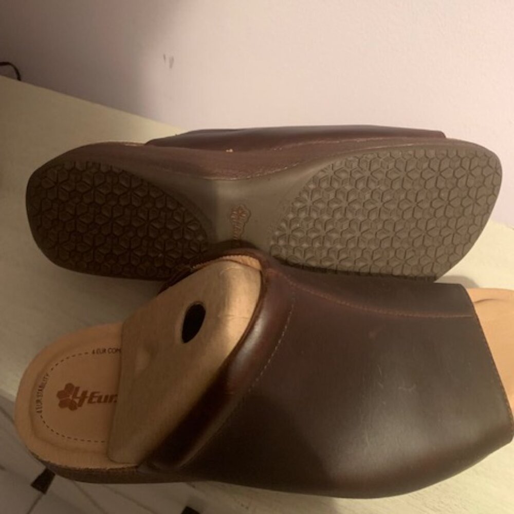 Women's Brown Clog/Sandal! - Picture 5 of 5
